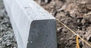 Установка бордюров для тротуарной плитки в Горном-Алтайске - цена от 829 руб.
