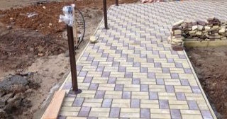 Укладка тротуарной плитки под ключ в Горном-Алтайске в октябре