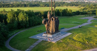 Благоустройство памятников в Горном-Алтайске от 933 руб. – компания ТротуарнаяПлитка