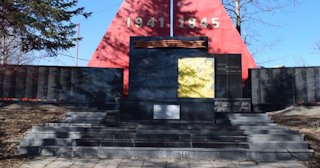 Профессиональное благоустройство памятников в Горном-Алтайске в октябре